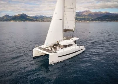 Location de yacht à Coron - LXV Yachts